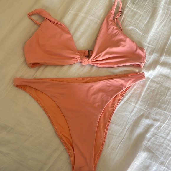 O’Neil bikini - Picture 1 of 3
